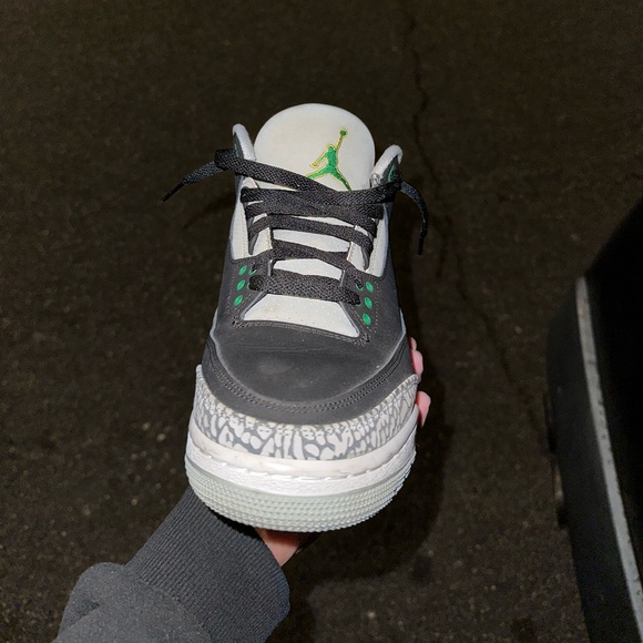 Air Jordan 3 Pine Greens - Picture 3 of 10